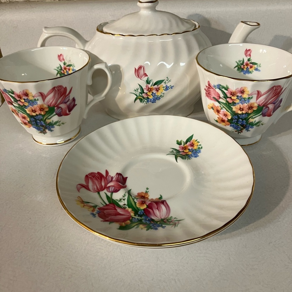 Vintage Teapot Set Arthur Wood & Son Staffordshire England